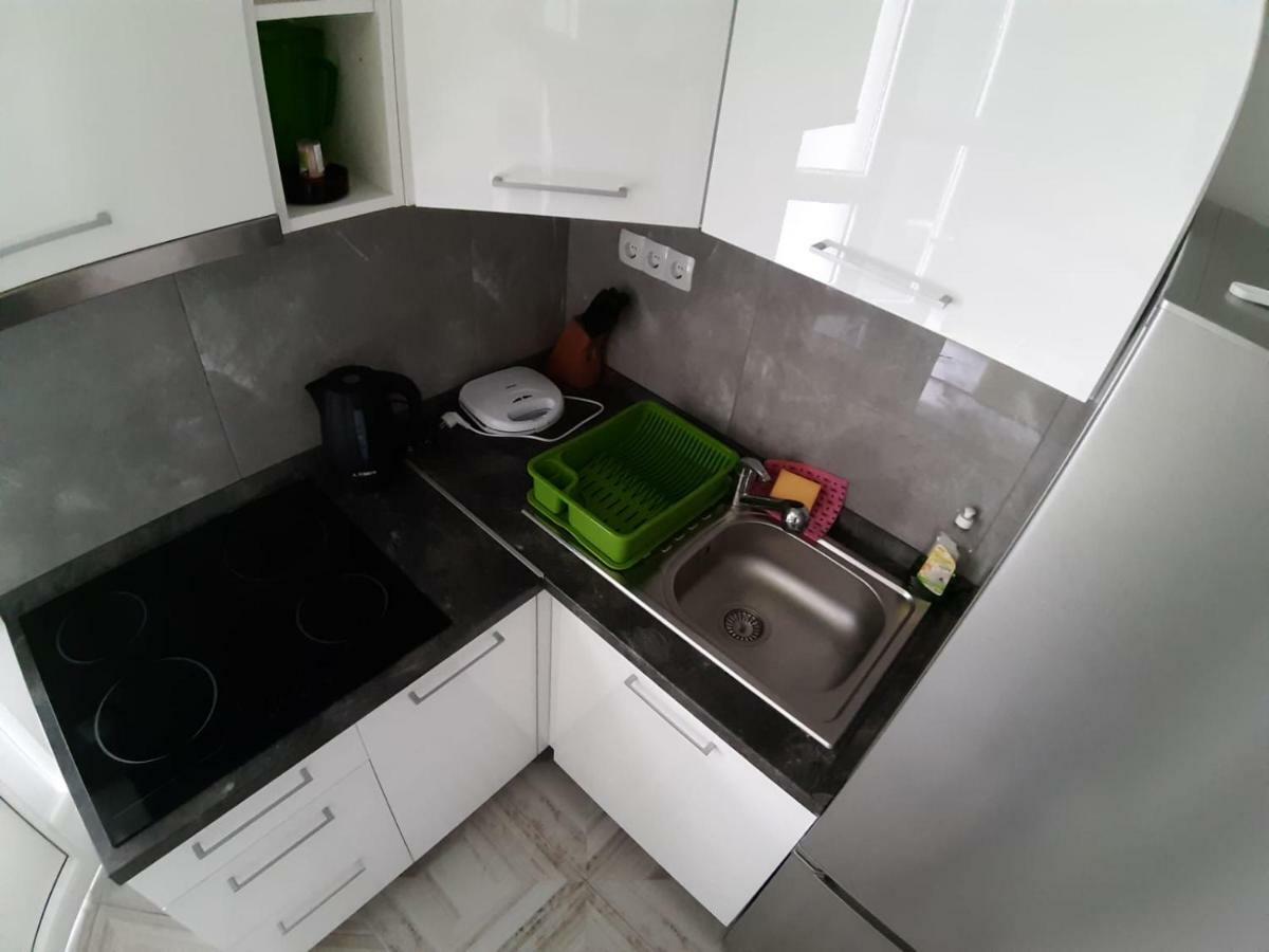 Studio Apartman F&L Makarska Exterior photo